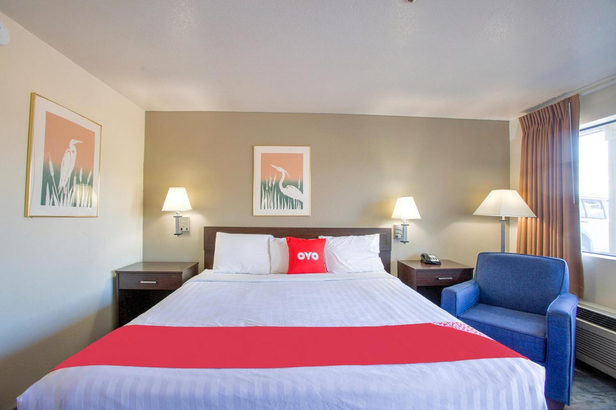 Oyo Woodland Hotel And Suites Kültér fotó